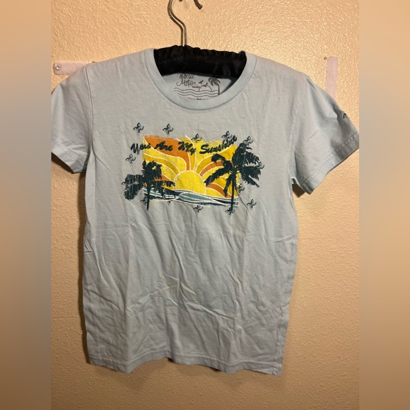 Kicks Hi t shirt + 1 free local motion talons vibes - Picture 4 of 7